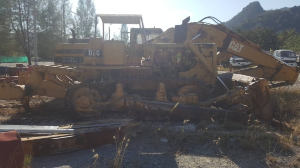 ขาย แทรกเตอร์ CAT D7G เกียร์ตัด ตีนไก่ ใบเต็ม โซ่ 70\% เอกสารใบอินวอยซ์