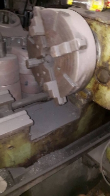 ขายเครื่องกลึง6ฟุต2เพลารูผ่าน2นิ้วถอดคอม้าพร้อมใช้เก่าเก็บครับ ขายเครื่องกลึง6ฟุต2เพลารูผ่าน2นิ้วถอดคอม้าพร้อมใช้เก่าเก็บครับ