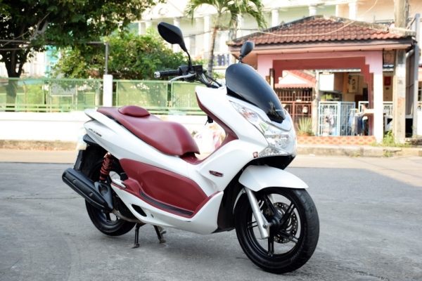 Pcx 150i รถบ้านแท้ สภาพดีมากๆ Pcx 150i รถบ้านแท้ สภาพดีมากๆ