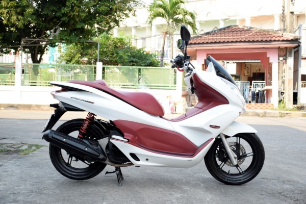 Pcx 150i รถบ้านแท้ สภาพดีมากๆ Pcx 150i รถบ้านแท้ สภาพดีมากๆ