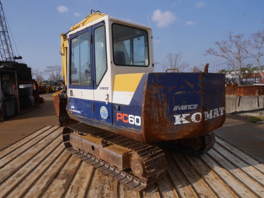 ขายรถขุดนำเข้าจากประเทศญี่ปุ่นkomatsu pc60-6 ถึงไทยเร็วๆนี้ สนใจติดต่อสอบถาม 092-3309229 อีด
