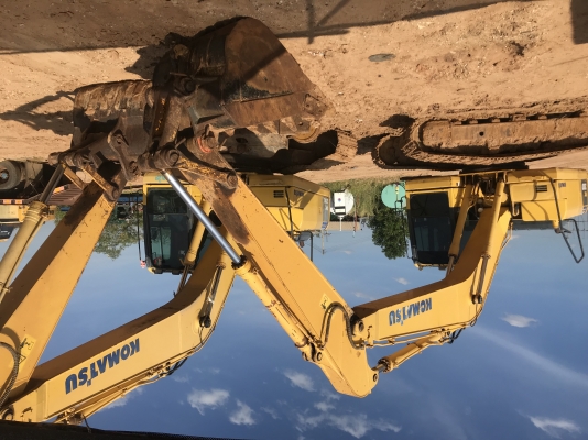 ขายรถแบ็คโฮ KOMATSU PC200-8 ด่วนครับราคาไม่แพงครับรถของผมเองไม่ผ่านคนกลางครับ