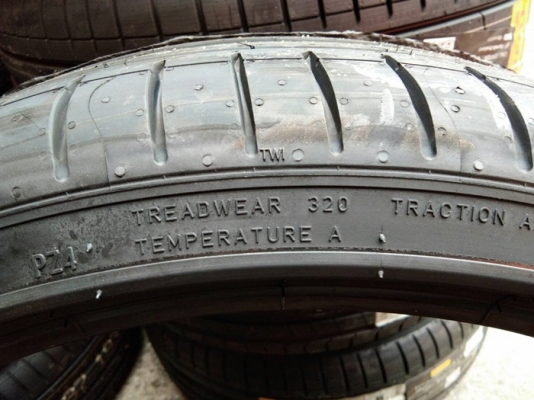 PIRELLI P ZERO PZ4 R-F (MOE) 245/35R20 ยางรันแฟลต ราคาพิเศษ PIRELLI P ZERO PZ4 R-F (MOE) 245/35R20 ยางรันแฟลต ราคาพิเศษ