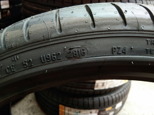 PIRELLI P ZERO PZ4 R-F (MOE) 245/35R20 ยางรันแฟลต ราคาพิเศษ PIRELLI P ZERO PZ4 R-F (MOE) 245/35R20 ยางรันแฟลต ราคาพิเศษ