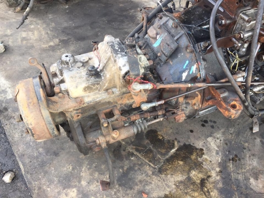 ขายเครื่อง Isuzu 6BD1 ฝาดำ 165 แรงม้า