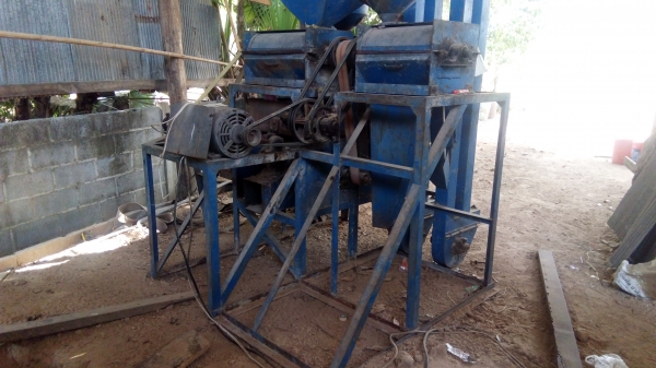 โรงสีข้าว ขนาด 3 หินตั้ง ราคาถูกพร้อมใช้งาน