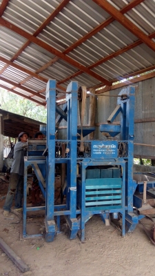 โรงสีข้าว ขนาด 3 หินตั้ง ราคาถูกพร้อมใช้งาน