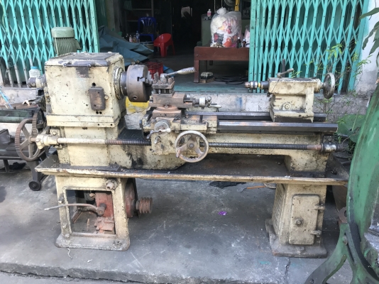 ขายเครื่องกลึงใต้หวัน5ฟุต1เพลาพร้อมใช้ราคาฉลองปีใหม่เปิดหัว