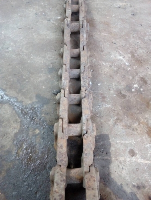 ขายโซ่เก่ารถแมคโค PC-60 และแทรกเตอร์ โคมัสสุ  D-20-5-6-7 สภาพสวยโซ่แท้ 40 ข้อ ขายคู่ละ 15,000 บาท
