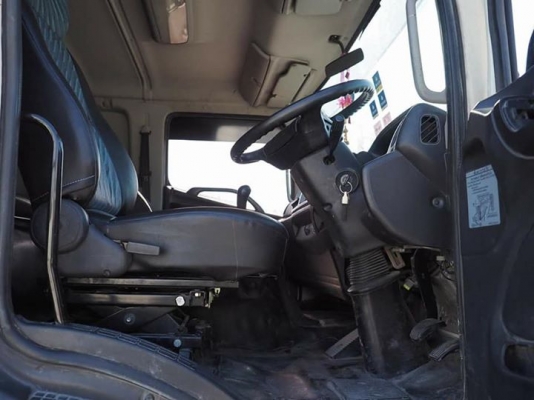 ขายหัวลาก 360 แรง ปี 54 (( CNG )) 8 ถัง พร้อมหาง สามเพลา พนัส 12.5 ม. รถสวยๆ ราคา 1,900,000 บาท ขายหัวลาก 360 แรง ปี 54 (( CNG )) 8 ถัง พร้อมหาง สามเพลา พนัส 12.5 ม. รถสวยๆ ราคา 1,900,000 บาท