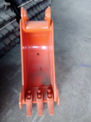 รับสั่งทำบุ้งกี้รถแมคโค  บุ้งกี้ คุโบต้า KX-91-3 และรุ่นอื่นๆ ขนาดความกว้างต่างๆ  ขายถูกๆครับ