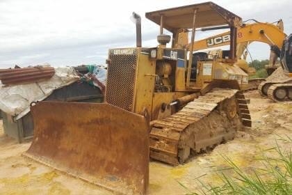 ขาย 790,000บาท CATTERPILAR  D 5 M สไลร์ 6 ทิศทาง   เครื่องดี เกียร์ทอล์ค  โช่หนา เอกสารเล่มพร้อมโอน  รถอยู่  ขอนแก่น  โทร 092-5956777 ยุ