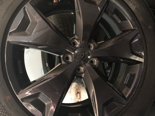 แม๊กพร้อมยาง แม๊ก Subaru ตรงรุ่น Forester 5รู 100 พร้อมยาง 225/60/17 แม๊กพร้อมยาง แม๊ก Subaru ตรงรุ่น Forester 5รู 100 พร้อมยาง 225/60/17