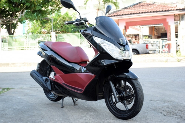 Pcx 150i 2015 รถบ้านแท้ มือเดียว สด-ผ่อน รูดบัตรได้ Pcx 150i 2015 รถบ้านแท้ มือเดียว สด-ผ่อน รูดบัตรได้