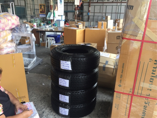 ยาง All Dunlop 265 70 16 กลางปี16 ดอกเต็ม ไม่มีปะ เนื้อนิ่มๆ ใช้ยาว ราคาไม่แพง