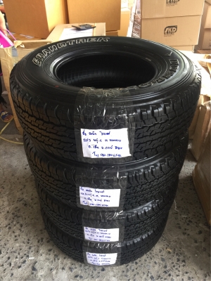 ยาง All Dunlop 265 70 16 กลางปี16 ดอกเต็ม ไม่มีปะ เนื้อนิ่มๆ ใช้ยาว ราคาไม่แพง