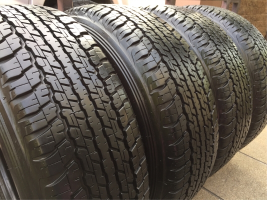 ยาง All Dunlop 265 70 16 กลางปี16 ดอกเต็ม ไม่มีปะ เนื้อนิ่มๆ ใช้ยาว ราคาไม่แพง