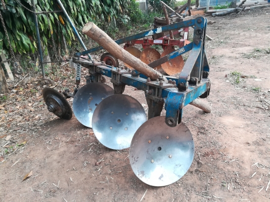 ขายผานสามโครงสี่ทีที