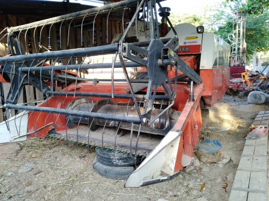 ขายเตรืีองจักรกลการเกษตร