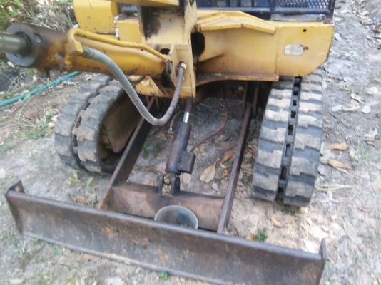 ขายโคมัสสุ pc10-6 ขายโคมัสสุ pc10-6