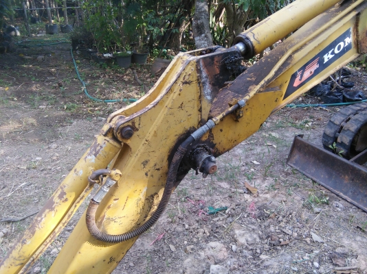 ขายโคมัสสุ pc10-6 ขายโคมัสสุ pc10-6