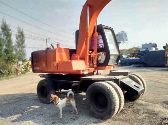 ขาย 675,000 รถแบคโคล้อยาง HITACHI EX100WD-3  เล่มทะเบียน 2 เพลา ระบบกึ่งไฟฟ้า รถสวย เซ็สระบบใหม่ทั้งคัน พร้อมลุยงาน เฟรมสวย ช่วงล้างเต็ม เอวแน้น มูมฮาร์มสวยเครื่องแน้น ปั้มแรง แอร์มี   รถอยู่ กทม โทร 0610710295