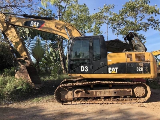 ขาย 950,000 CATTERPILAR 320D ทำงาน 17,xxx ชม เครื่องดี ปั้มแรง เอวใหม่ ไฟฟ้าครบ ช่วงล่างอ่อน  เอกสารแจ้งจำหน่าย รถอยู่  นครปฐม 090-772-3710 090-772-3708