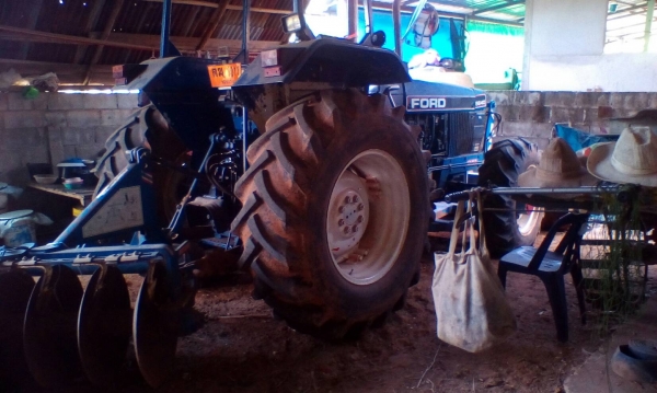 ขาย580,000รถไถฟอร์ดพร้อมใช้