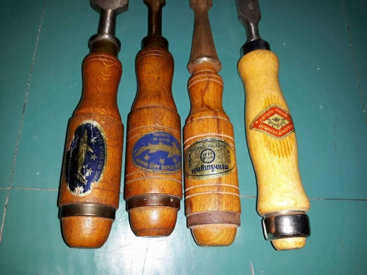 ขายสิ่วฉลามสามดาว หลายขนาดด้ามไม้สวยงาม MADE IN SWEDEN.เก่าเก็บ ขายสิ่วฉลามสามดาว หลายขนาดด้ามไม้สวยงาม MADE IN SWEDEN.เก่าเก็บ