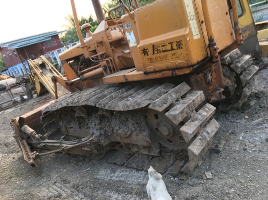 ขายKOMATSU D20P รุ่น5