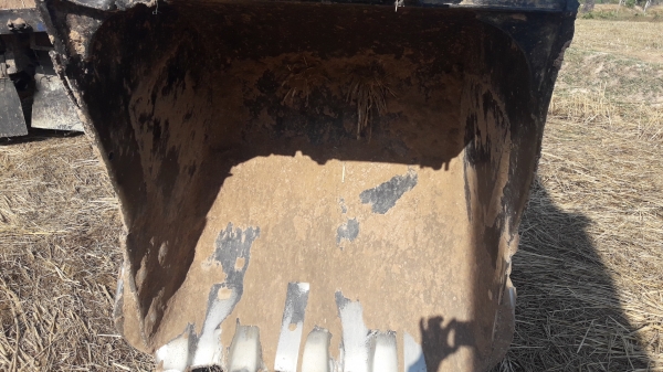 ขายด่วนSK200-3เก่งเทา ไฟฟ้าเต็ม แอรหนาว เอกสารแจ้งจำหน่ายจากอริยะ สภาพดี สวยเดิม ไม่เคยทำสี ซีเรี่ยลสูง