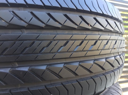 ขายยาง BRIDGESTONE ECOPIA EP850 265-70-16 ปี14 ดอกเต็ม ไม่ปะ ไม่มีตำหนิ ชุดละ 6,900 บาท