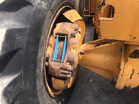 ขายรถตัก KOMATSU SD25P-1 เครื่อง อีซุซู 6BD1 สมบูรณ์พร้อมใช้ครับ FROM JAPAN ติดต่อ 063-9316985 ID LINE : 0639316985 ครับ