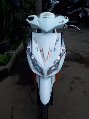 คลิ๊กไอ สีขาวส้ม ปี 2553 สวยเรียบคลาสสิค ขับดีมาก ราคาถูก คลิ๊กไอ สีขาวส้ม ปี 2553 สวยเรียบคลาสสิค ขับดีมาก ราคาถูก