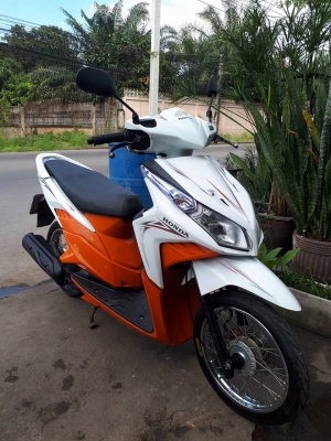 คลิ๊กไอ สีขาวส้ม ปี 2553 สวยเรียบคลาสสิค ขับดีมาก ราคาถูก