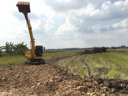 ขายด่วน!! Komatsu PC130-8 ไมล์ ชม. 5,000 สภาพสวยมากค่ะ