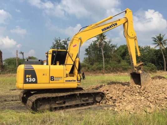 ขายด่วน!! Komatsu PC130-8 ไมล์ ชม. 5,000 สภาพสวยมากค่ะ