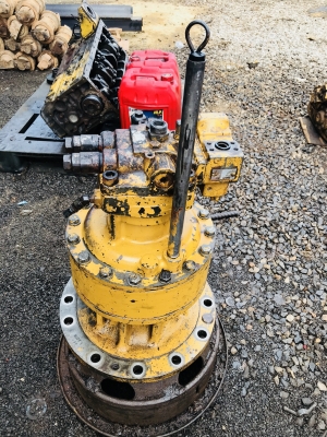 ขายมอเตอรสวิง CAT320D