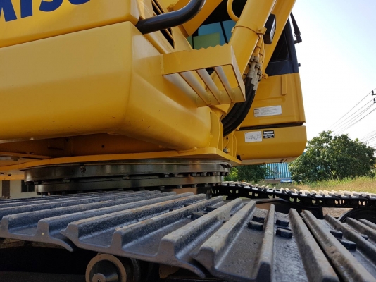 ขายด่วน!! Komatsu PC200-8MO ไมล์ชั่วโมง 4,600 PM. 7000 ชม. สภาพสวยมากๆค่ะ