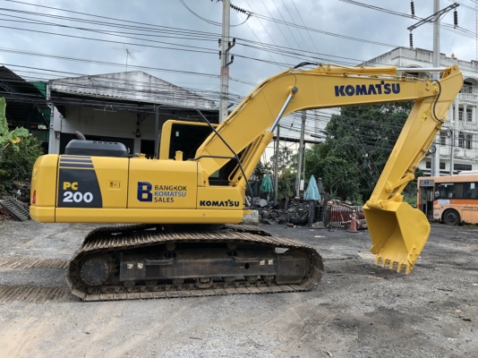 ขายด่วน!! Komatsu PC200-8MO ไมล์ชั่วโมง 7000 สภาพสวยมากๆค่ะ