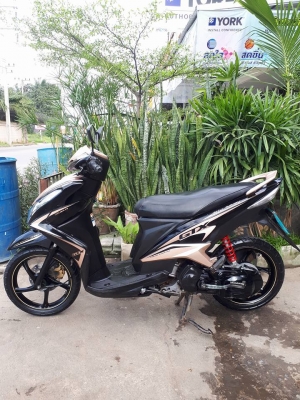 มีโอ 125 ไอ รุ่น GTX ปี 2556 (ล้อแม็กซ์แท้) สีดำน้ำตาล รุ่นหัวฉีดแล้ว ขอบอกว่าอย่างหล่อ