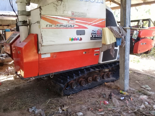 ขายรถเกี่ยวข้าว พร้อมเทลเลอร์ ขายรถเกี่ยวข้าว พร้อมเทลเลอร์