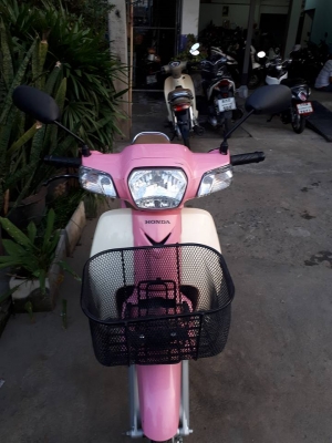 รุ่นใหม่ล่าสุด Dream SUPER Cup (สตาร์ทมือ ) สีชมพูขาว ปี 2559 รถสวยวิ๊ง