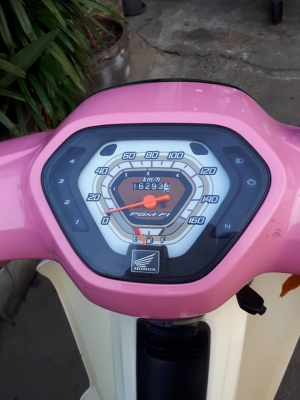 Dream SUPER Cup ปลายปี 2559 สีชมพูขาว (สตาร์ทมือ ) หัวฉีดประหยัดน้ำมัน Dream SUPER Cup ปลายปี 2559 สีชมพูขาว (สตาร์ทมือ ) หัวฉีดประหยัดน้ำมัน