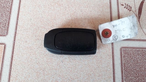 กุญแจรีโมท ของรถ VOLVO V70 แท้ กุญแจรีโมท ของรถ VOLVO V70 แท้