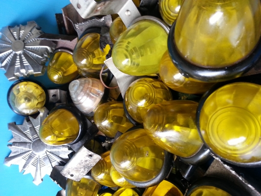 ขายไฟดวงละ90บาทโทร0643130366