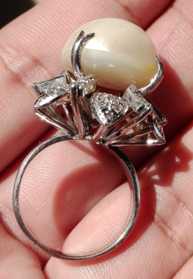 ขายแหวนไข่มุกล้อมเพชร ขายแหวนไข่มุกล้อมเพชร