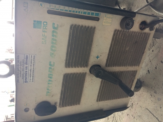 เครื่องเชื่อมไฟฟ้า "SAF"