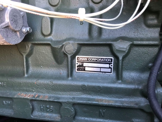 ขายเครื่องปั่นไฟตู้ทหาร 10 Kw จำนวน 35 ตัว