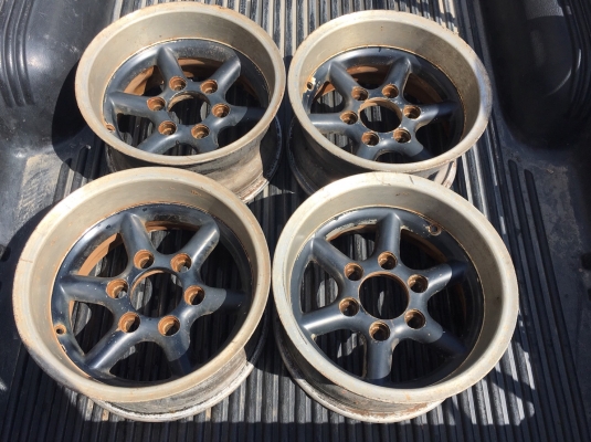 Max 15&quot;x8&quot;